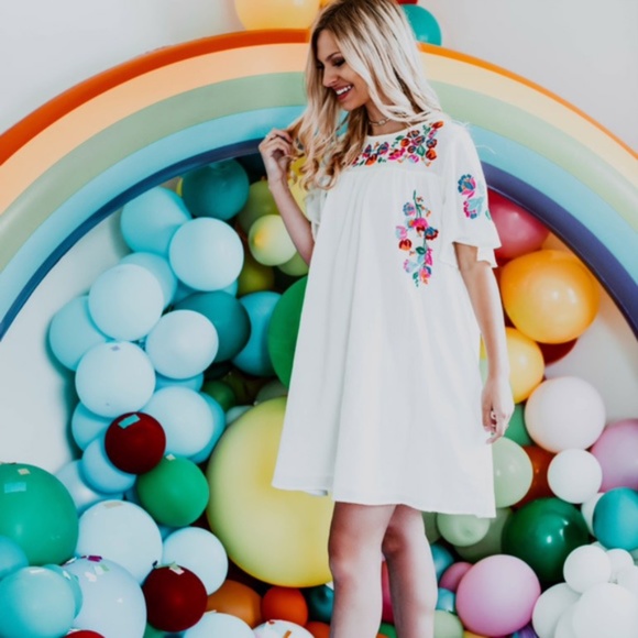 Boho Cream Floral Embroidered Oversized Mini Dress - Picture 3 of 5